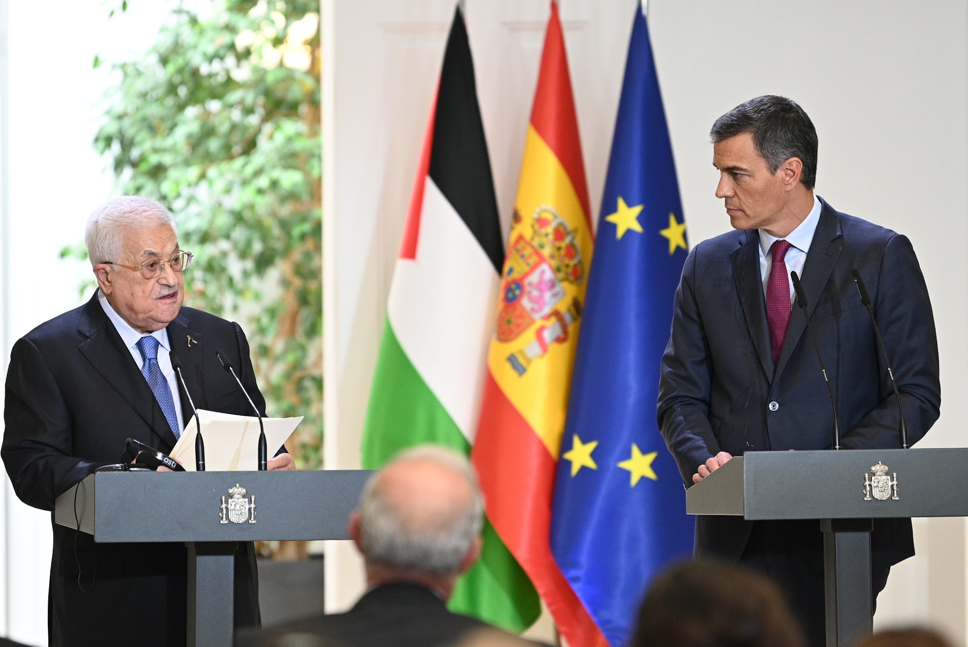 Pedro Sánchez recibe en Madrid al presidente Estado de Palestina, Mahmud Abbas