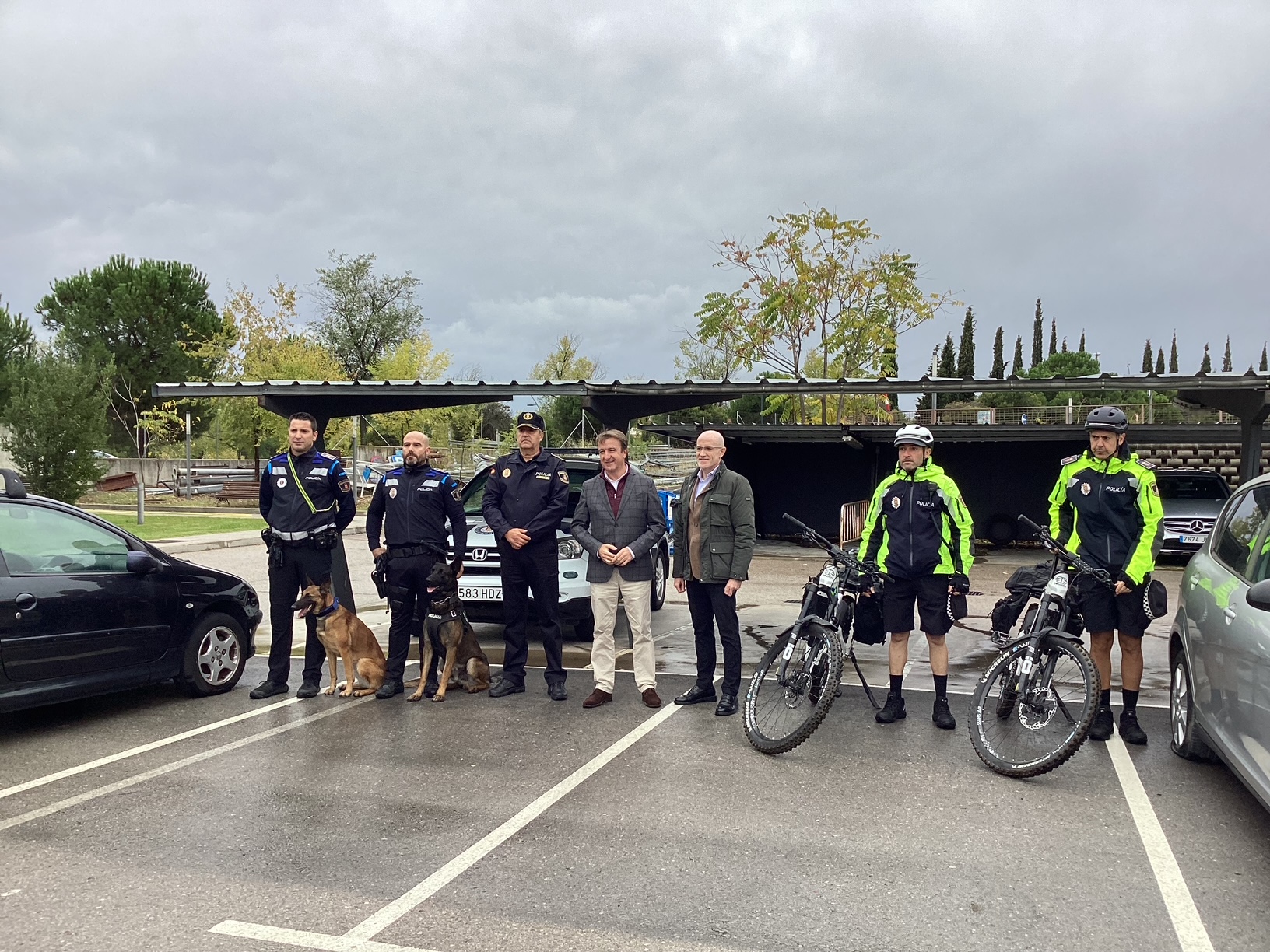 Policía Local Tres Cantos presenta las unidades Canina y Ciclista 