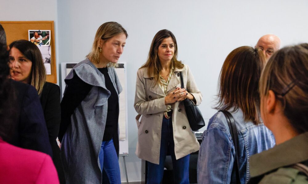 directora general de Atención a Personas con Discapacidad de la Comunidad de Madrid, Alejandra Serrano Fernández, ha visitado la Sede de la Asociación Pro Discapacitados Intelectuales de Colmenar Viejo (ASPRODI