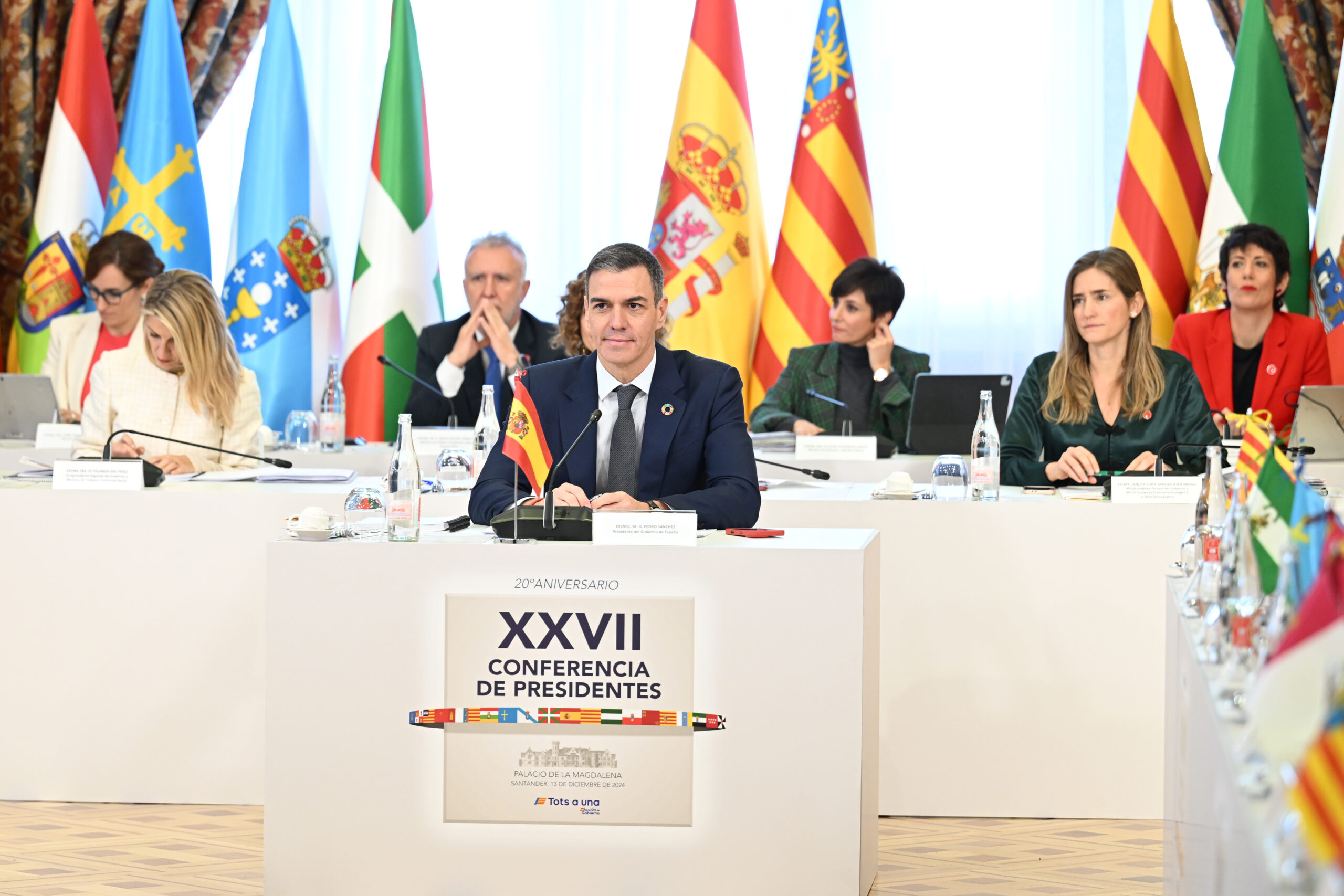 Gobierno muestra su satisfacción con la Conferencia de Presidentes en Cantabria