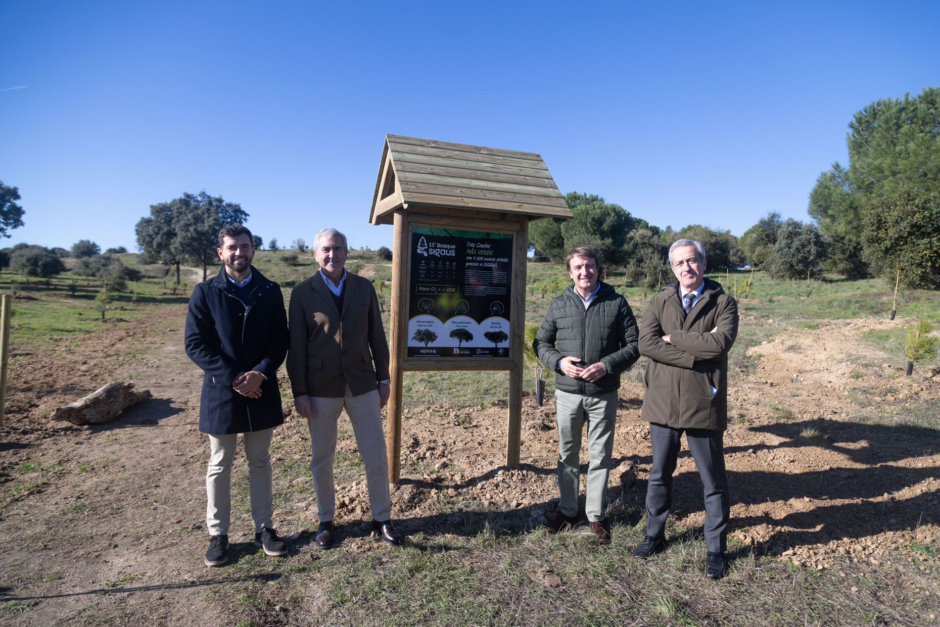 SIGAUS instala un nuevo bosque urbano con 1.000 árboles en Tres Cantos