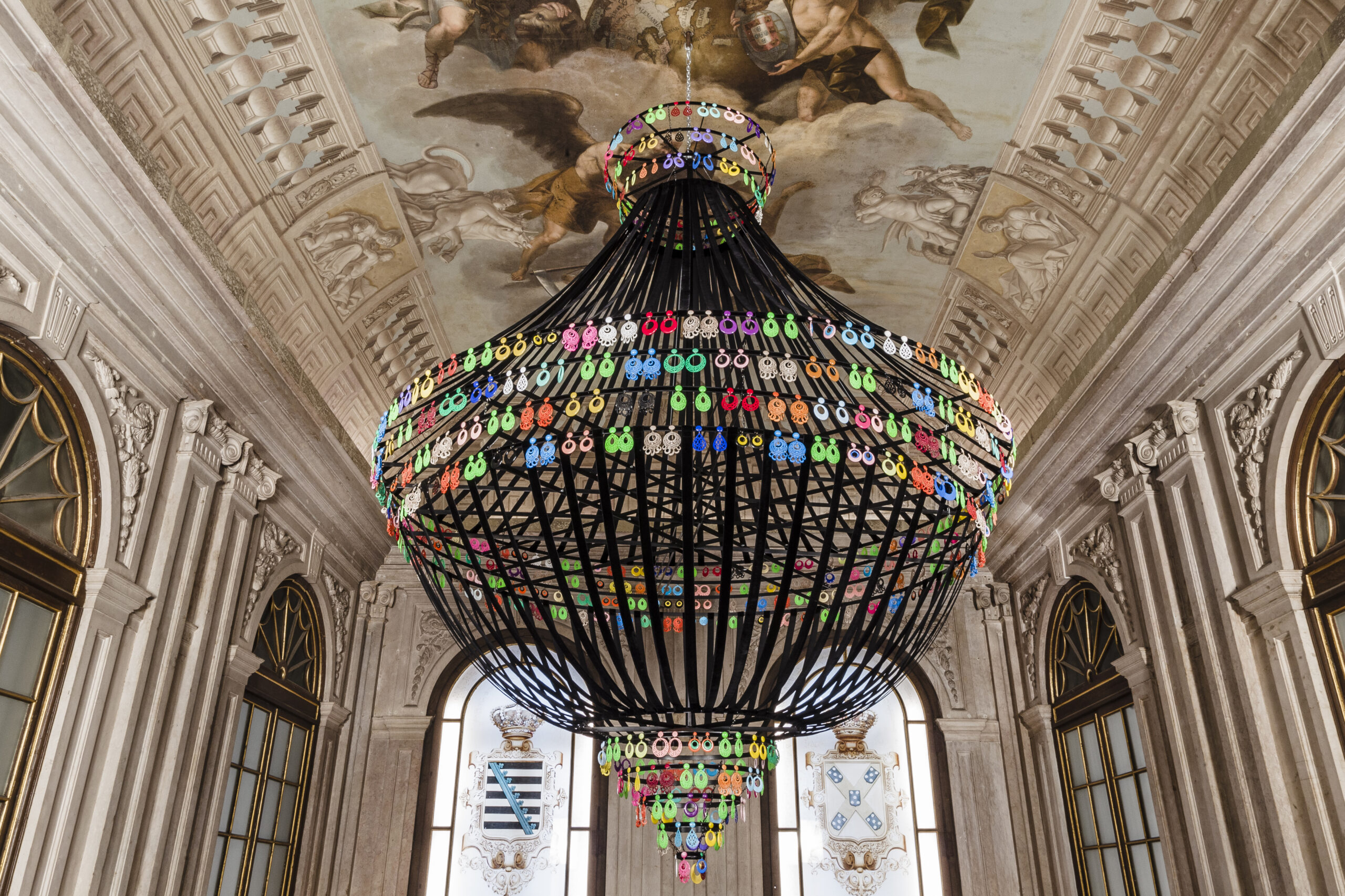 Fundación Casa de Alba presenta "Flamboyant" de Joana Vasconcelos en el Palacio de Liria